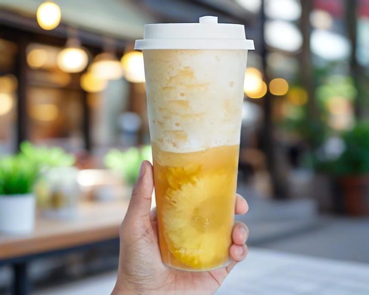 加盟一家喜茶品牌店需要多少钱，加盟喜茶奶茶总共要多少费用