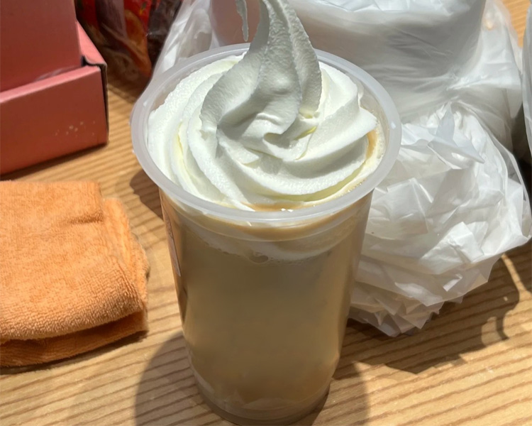 2025年蜜雪冰城奶茶开家店加盟费明细，加盟一个蜜雪冰城饮品店需要多少钱