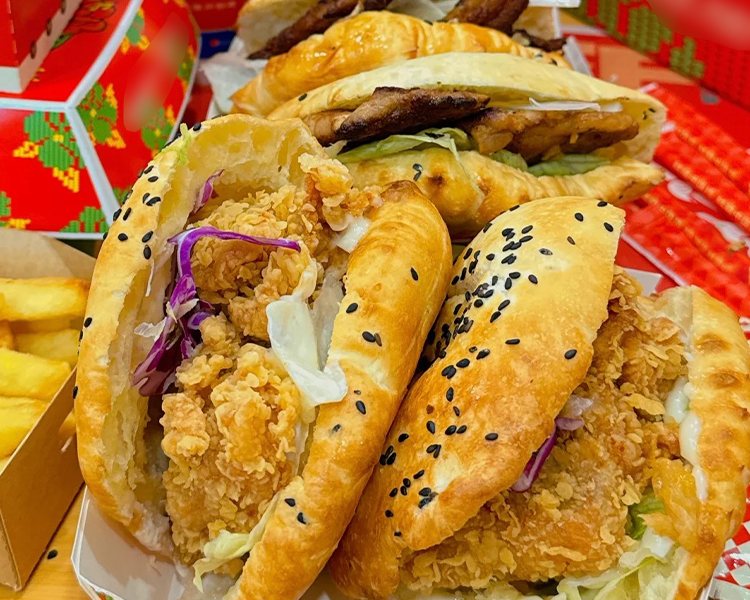 塔斯汀餐饮店加盟费大约多少钱，在县城开一家塔斯汀有哪些条件呢